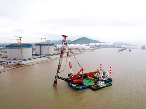 LNG carrier berth - Yang Shan Port -1